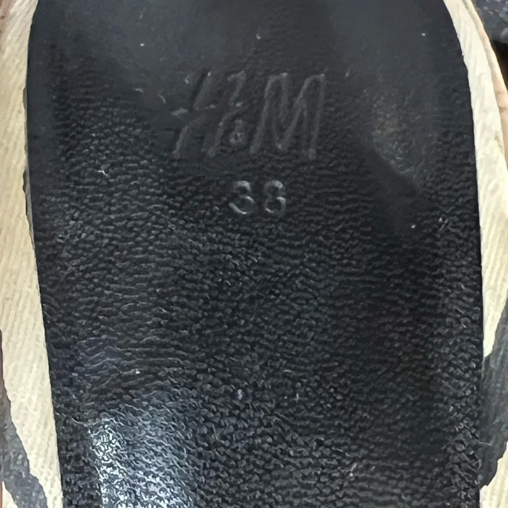 293. H&M Platform Sandals Zebra Print 38/8 - Picture 5 of 8